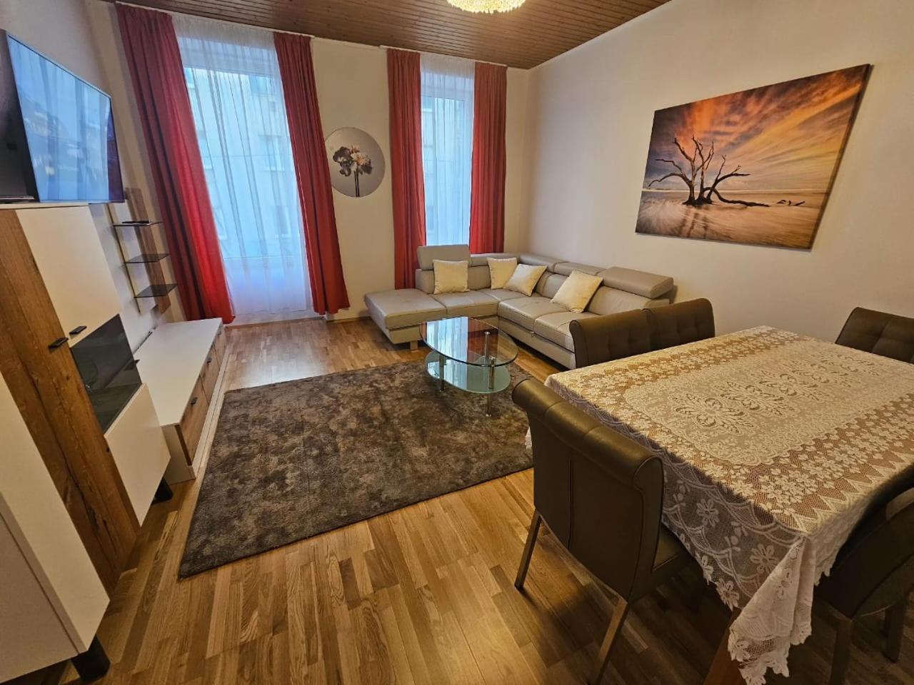 Mozart Apartments ウィーン エクステリア 写真